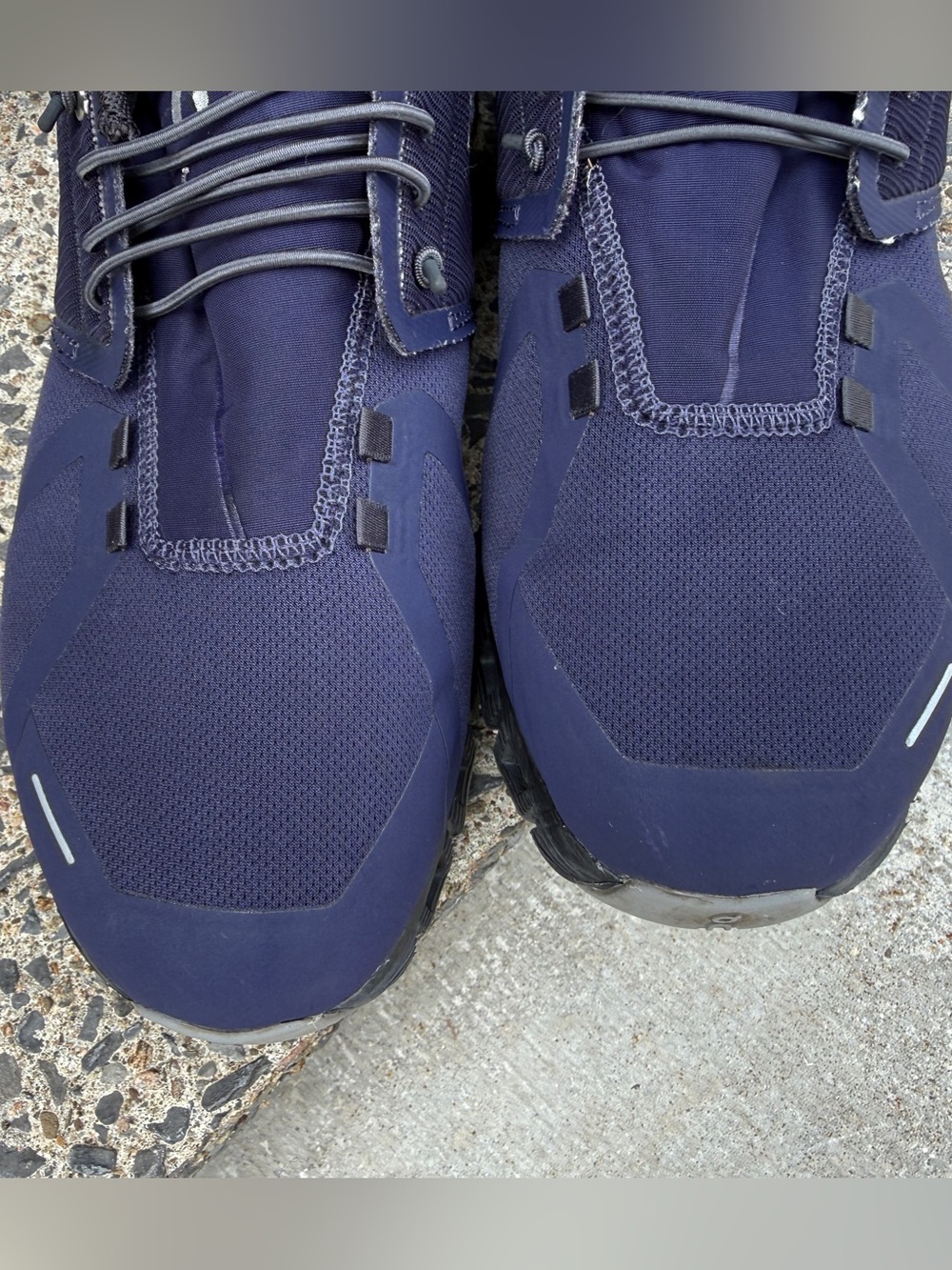 On Cloud 5 Waterproof sneakers running shoes Men’s 10.5 - Picture 10 of 10
